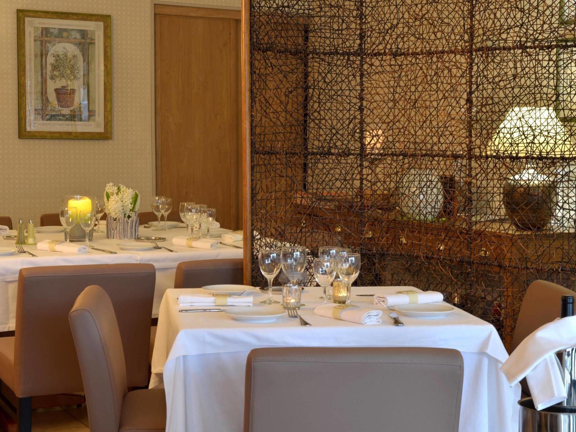 Logis Hotel Le Continental Chateauroux Ngoại thất bức ảnh