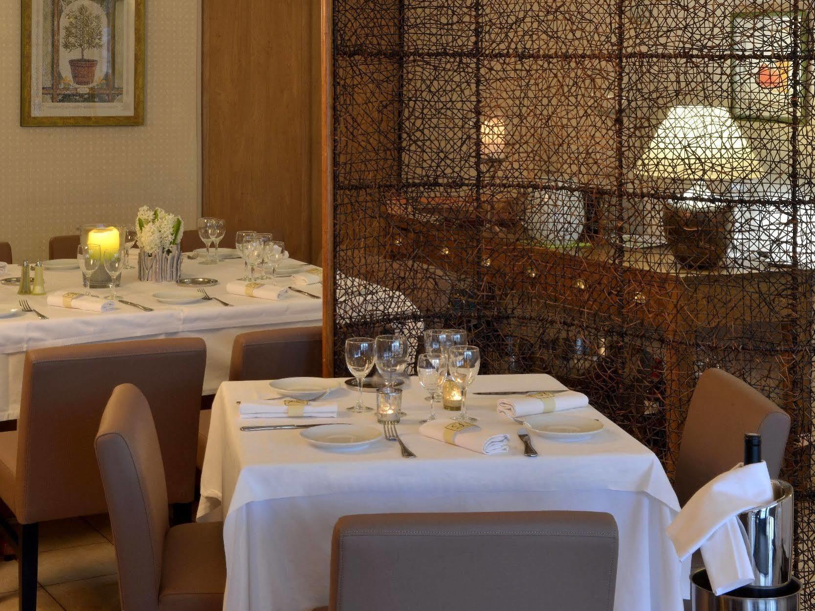 Logis Hotel Le Continental Chateauroux Ngoại thất bức ảnh